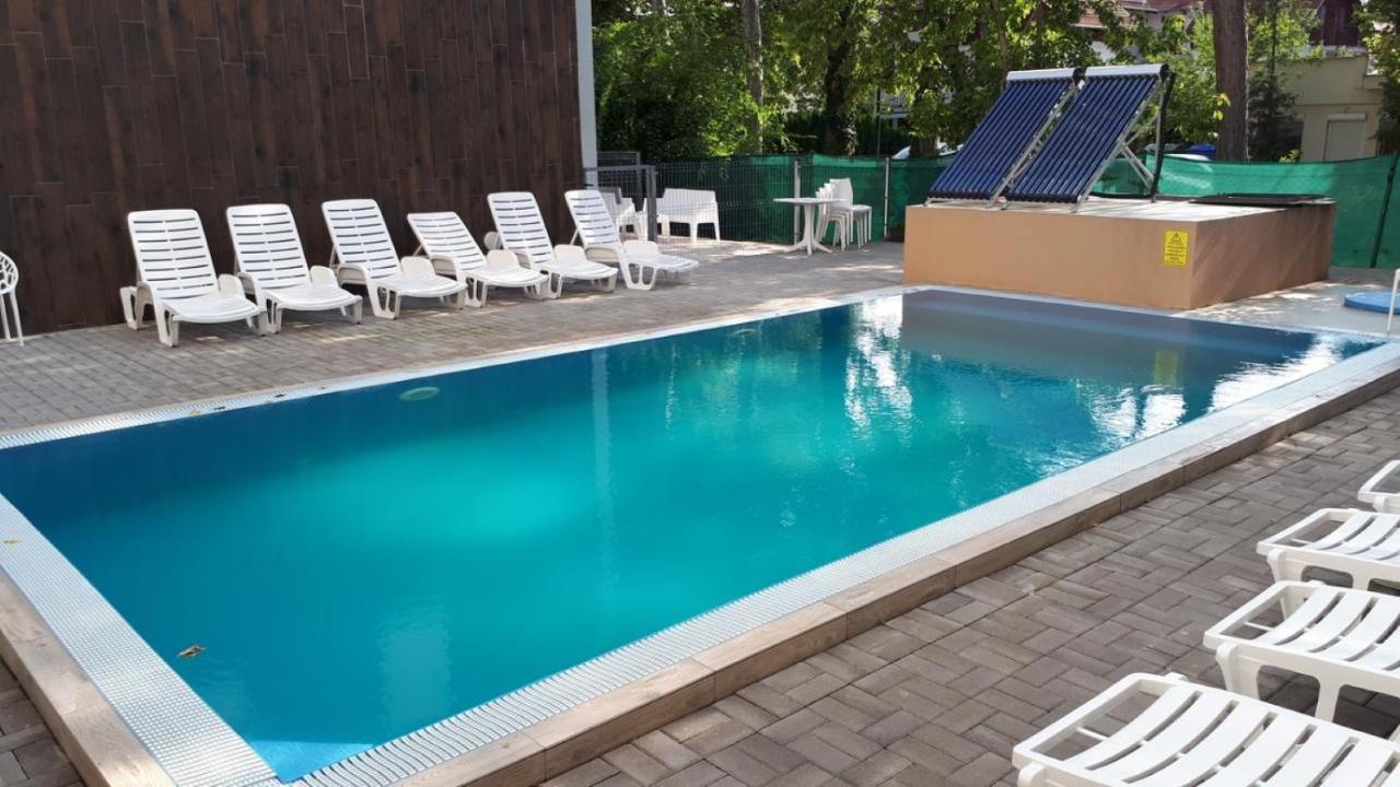 Lido Riviera Sunshine Apartman Balatonlelle Exterior photo